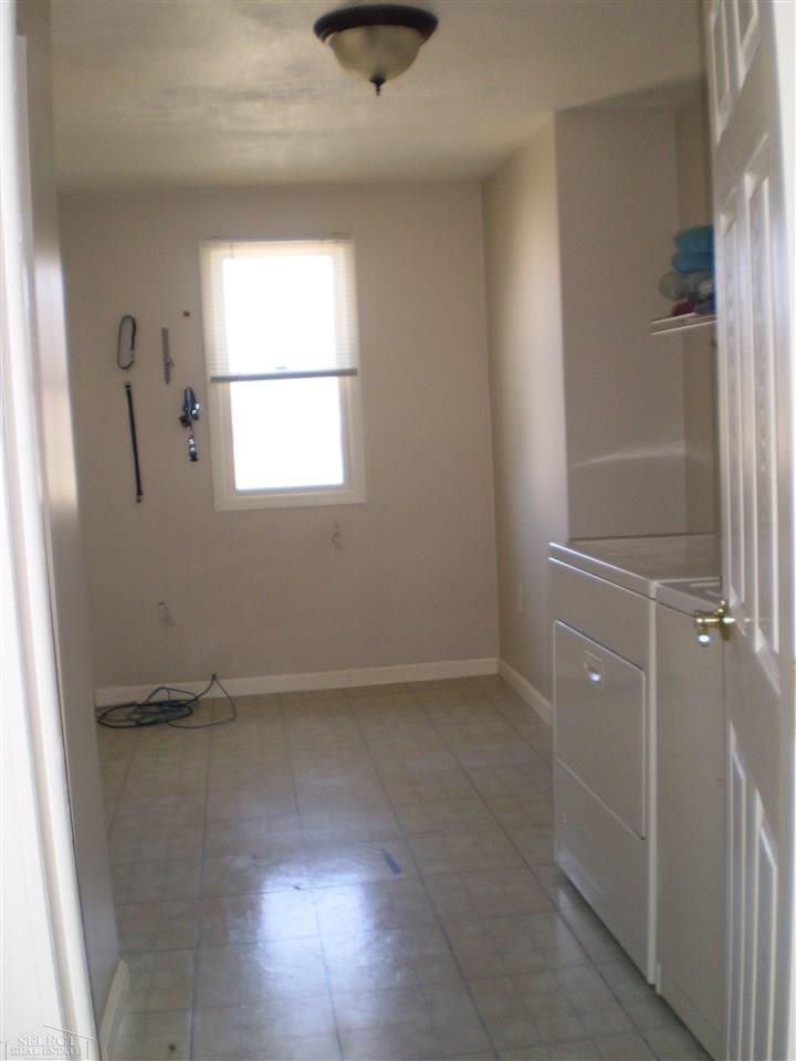 500 Townsend Road Leonard, MI 48367 - Photo 19 of 30 Laundry Room