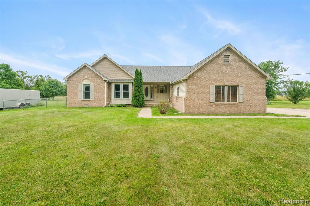 48127 Hull Road Belleville, MI 48111 - Photo 1 of 49