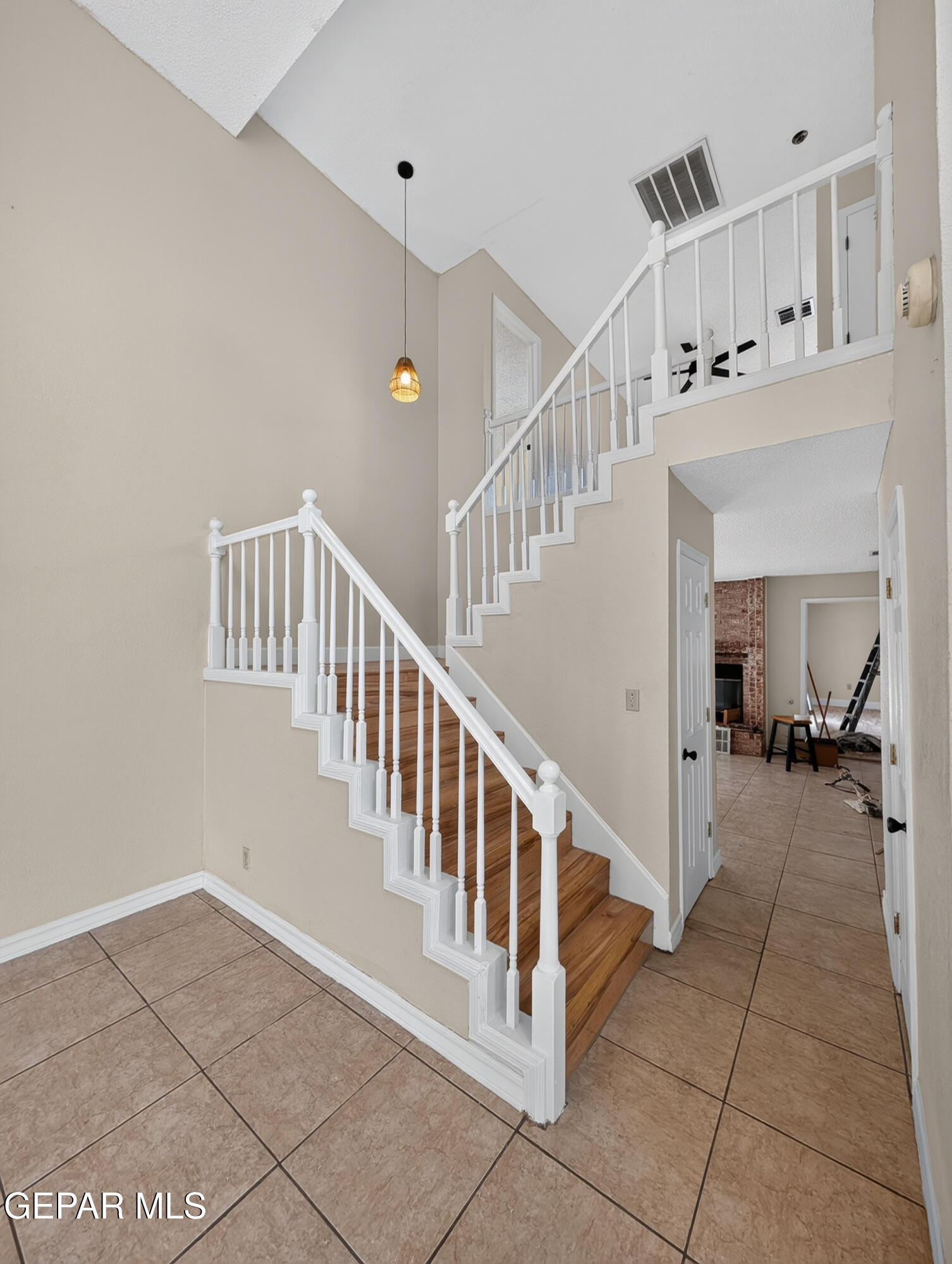 808 Rotterdam Way El Paso, TX 79912 - Photo 23 of 43 057_PXL_20260618_202508769