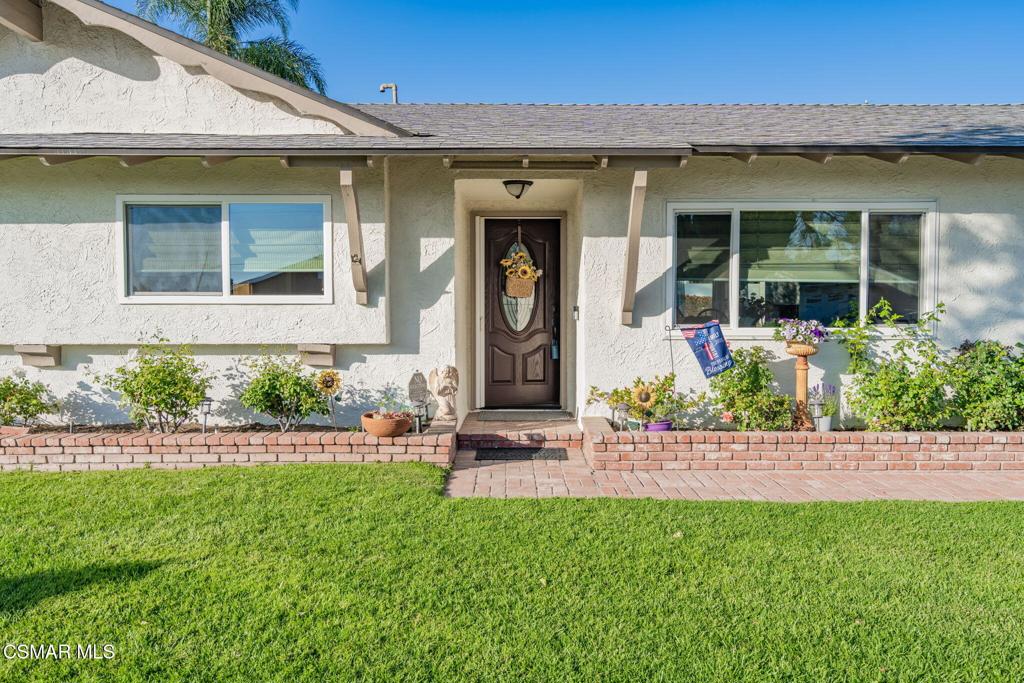 2858 Kadota Street Simi Valley, CA 93063 - Photo 6 of 49