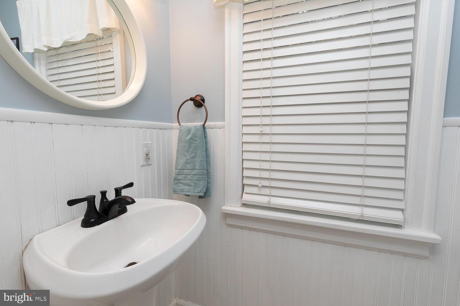 224 Bickley Road Glenside, PA 19038 - Photo 16 of 35 1st floor half bath
