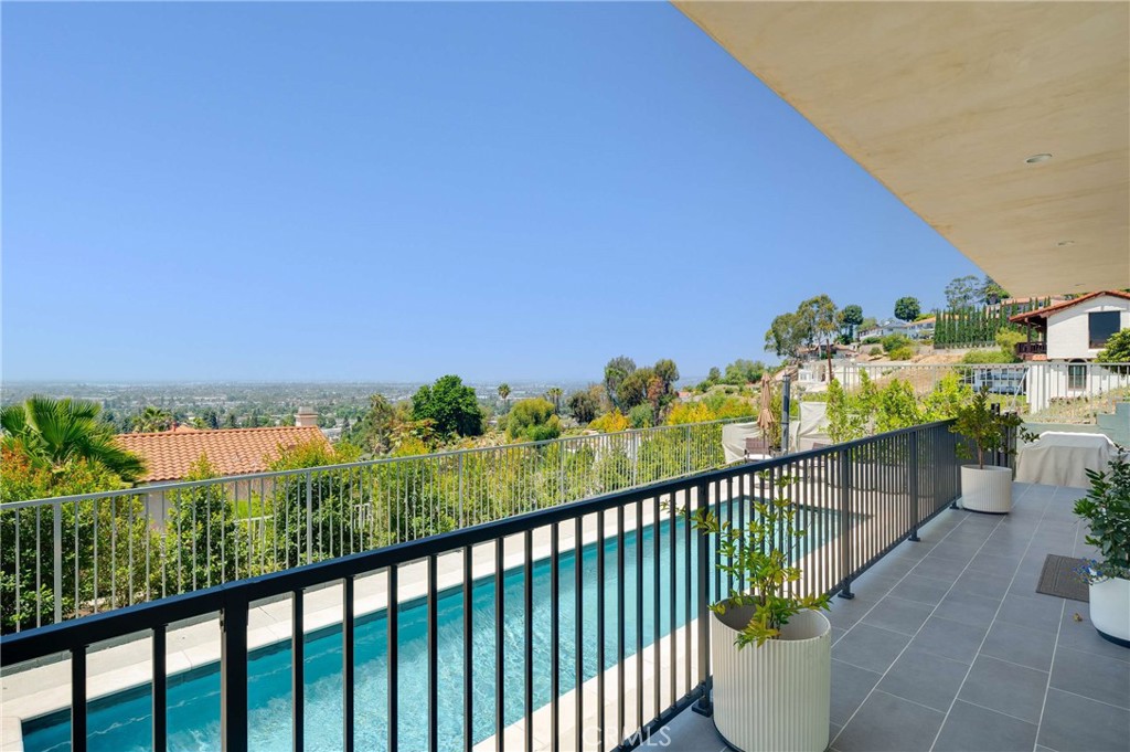11837 Rideout Way Whittier, CA 90601 - Photo 34 of 44 a view of a balcony with city view