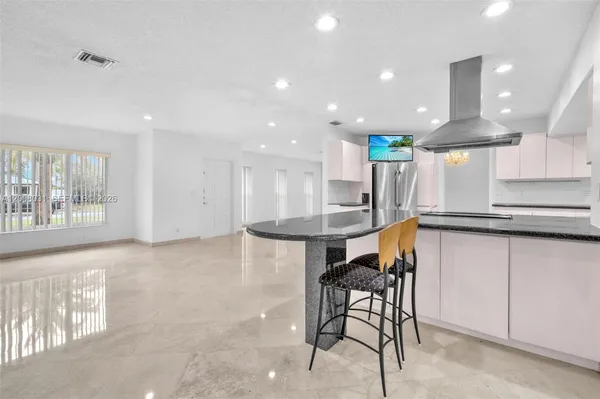 $6,500 | 3441 North Hills Drive, Hollywood, FL 33021