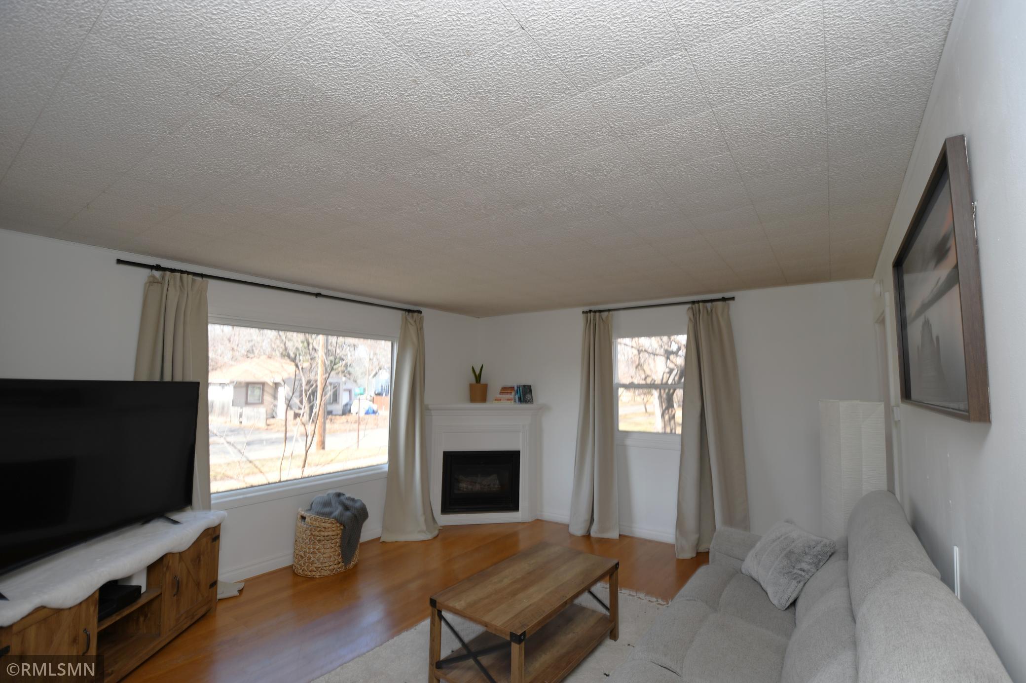 828 9th Street Hudson, WI 54016 - Photo 19 of 38