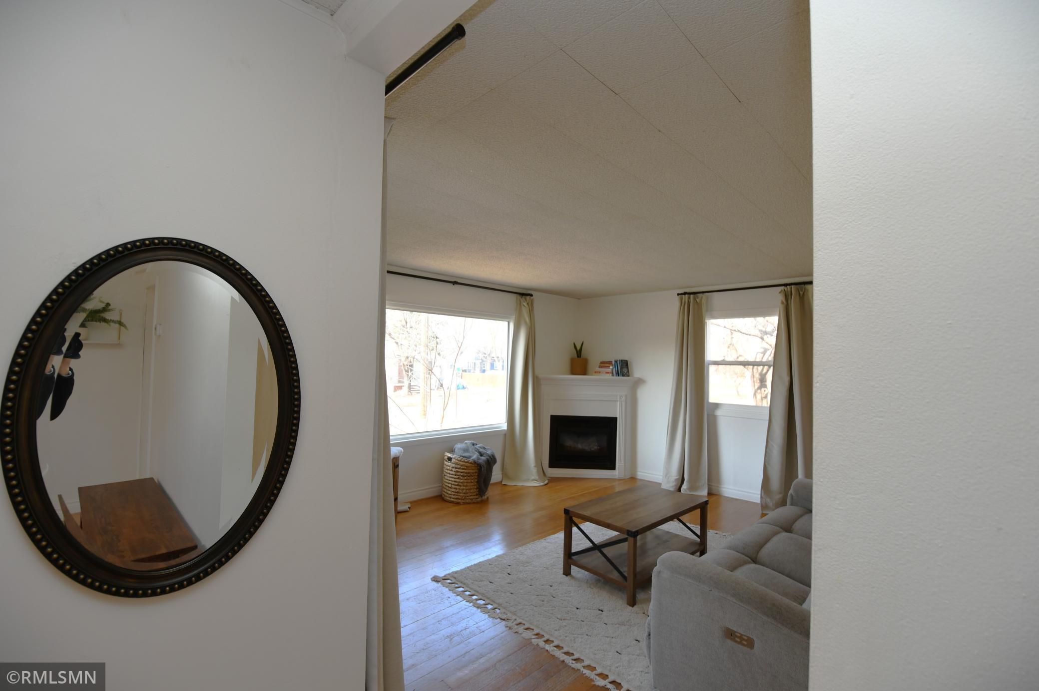 828 9th Street Hudson, WI 54016 - Photo 6 of 38