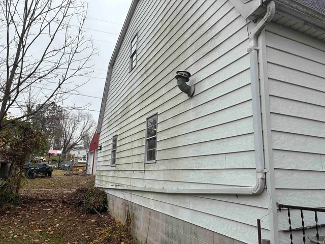 $185,000 | 355 West Walnut Street, Elberfeld, IN 47613