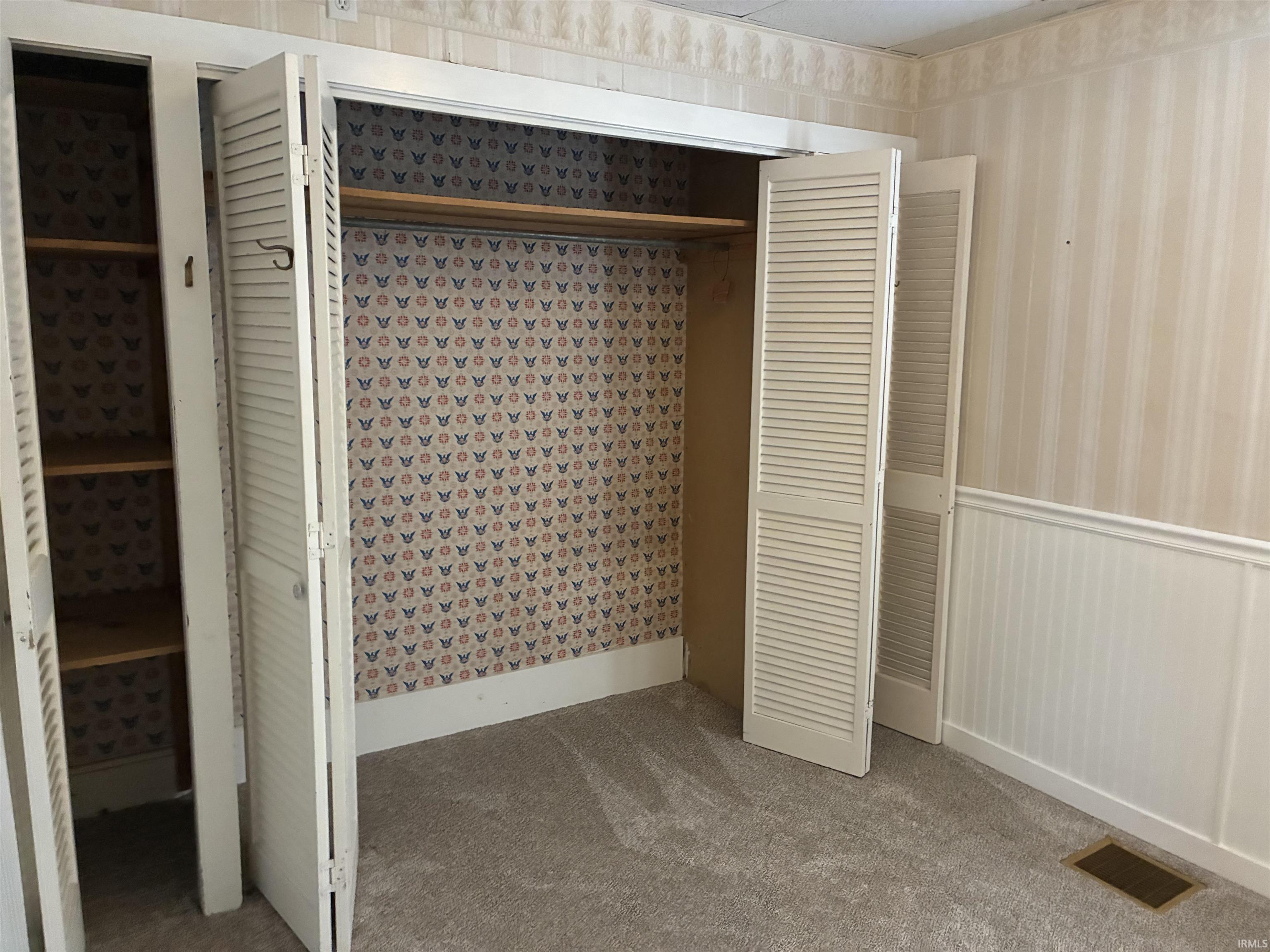 355 West Walnut Street Elberfeld, IN 47613 - Photo 21 of 31