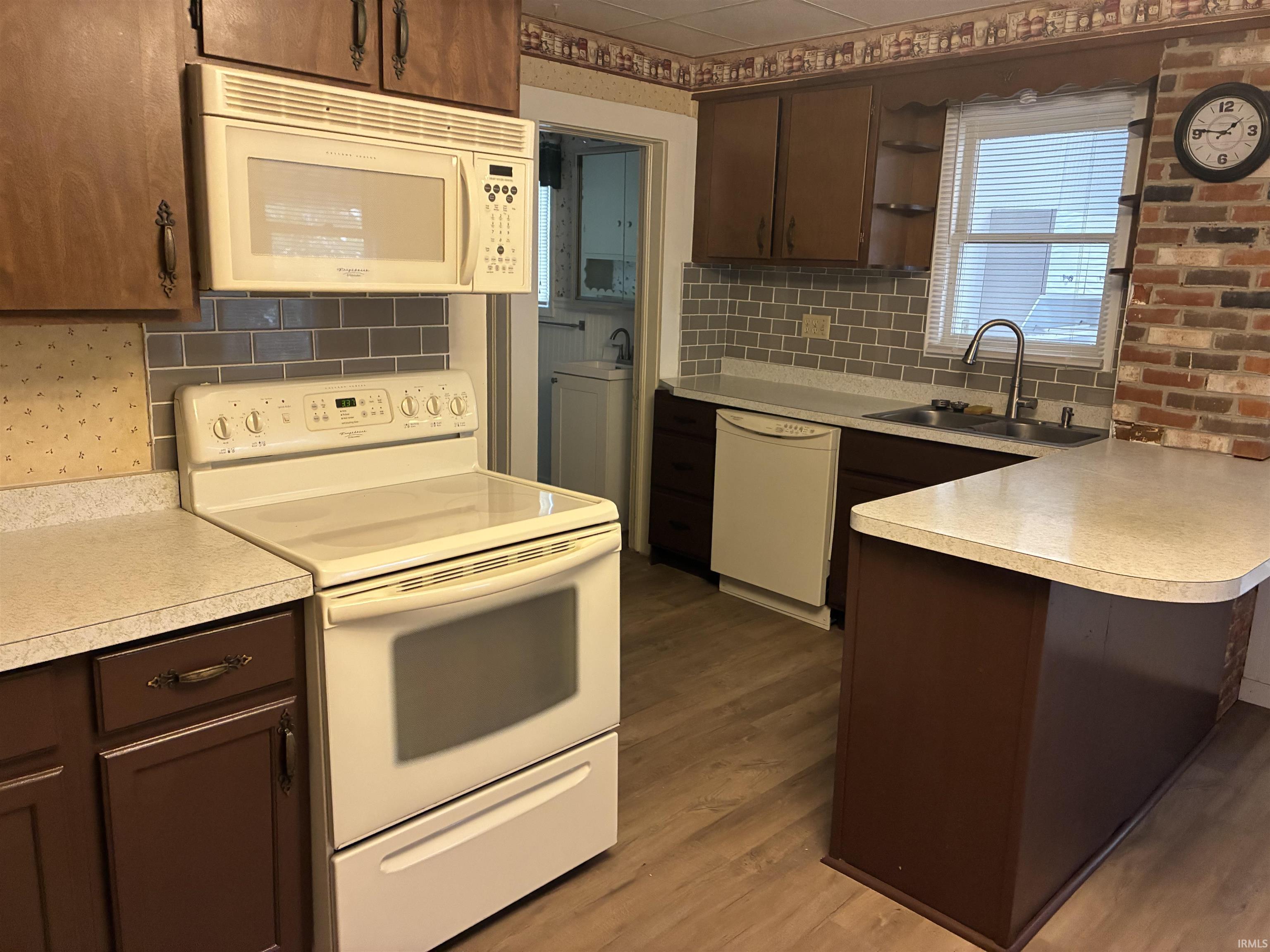 355 West Walnut Street Elberfeld, IN 47613 - Photo 5 of 31