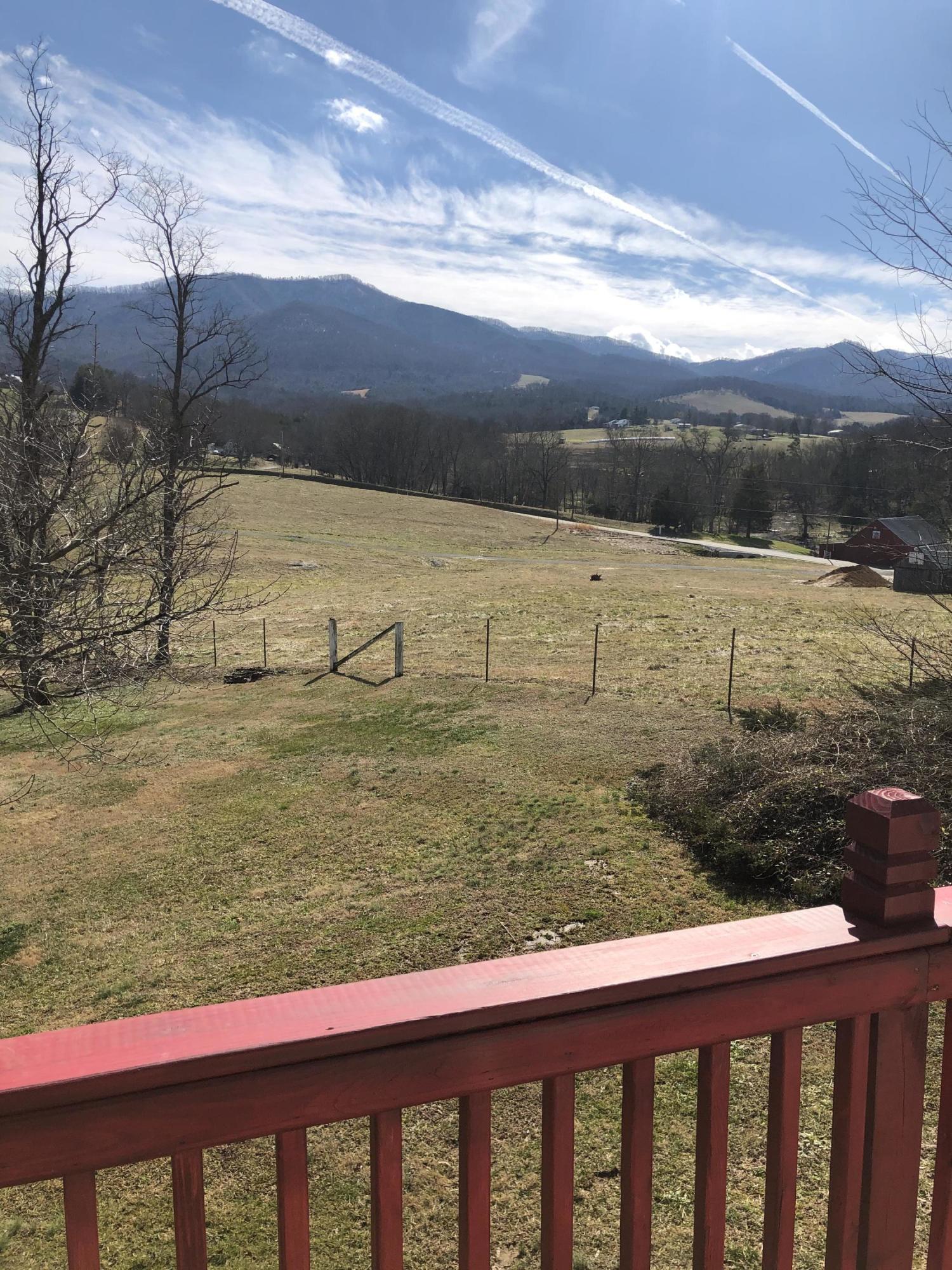 3105 Cedar Creek Road Greeneville, TN 37743 - Photo 29 of 36 A8B7A0B8-0A7F-4A57-BD9C-8E6CEB314200