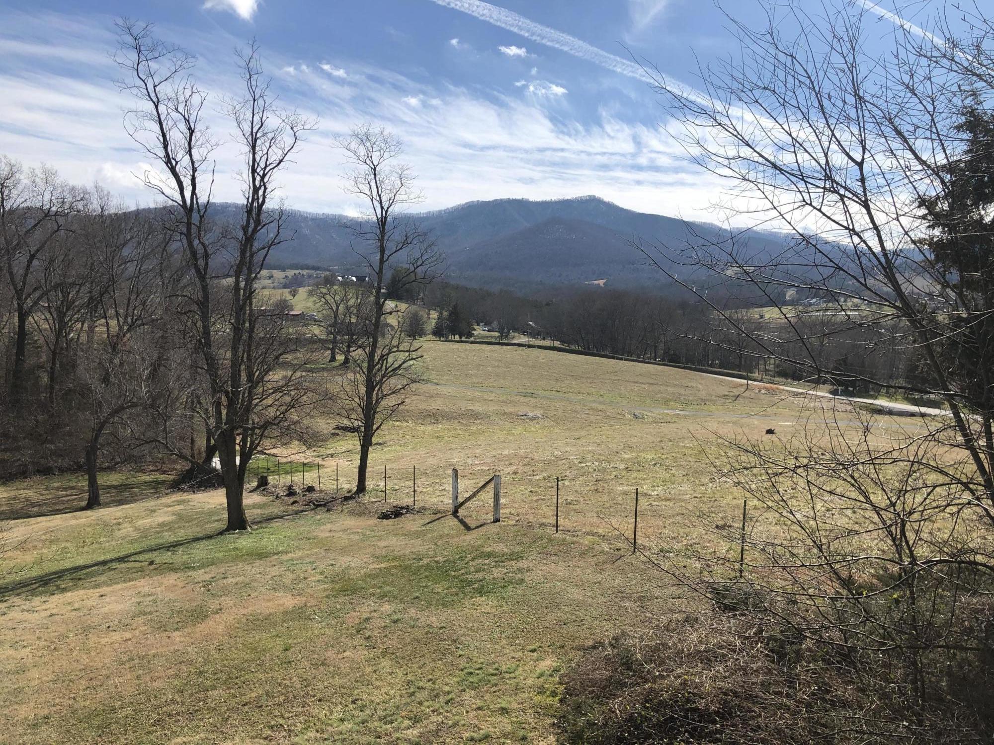3105 Cedar Creek Road Greeneville, TN 37743 - Photo 34 of 36 BCFBC452-5EA3-42F8-AE9B-A94CD52176F1