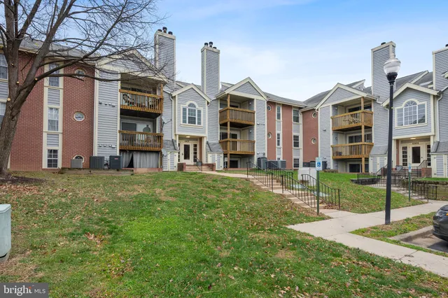 $239,900 | 6607 Rapid Water Way, Unit 302, Glen Burnie, MD 21060