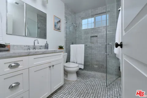 $1,599,000 | 13006 West Magnolia Boulevard, Sherman Oaks, CA 91423
