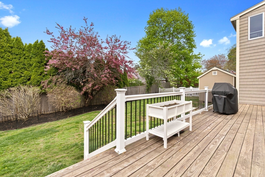 17 Stafford Road Danvers, MA 01923 - Photo 36 of 42