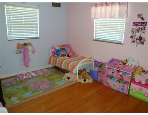 3459 West Run Road Munhall, PA 15120 - Photo 12 of 18 Bedroom.