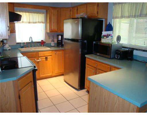 3459 West Run Road Munhall, PA 15120 - Photo 6 of 18 Kitchen.
