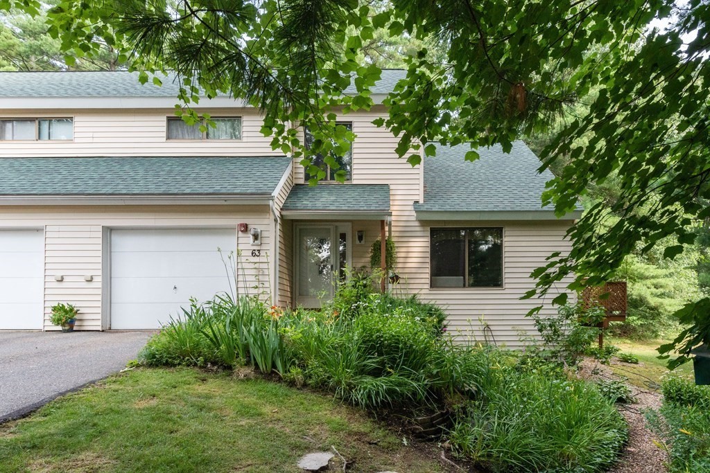 63 Ridgewood Drive, Unit 63 Atkinson, NH 03811 - Photo 1 of 39