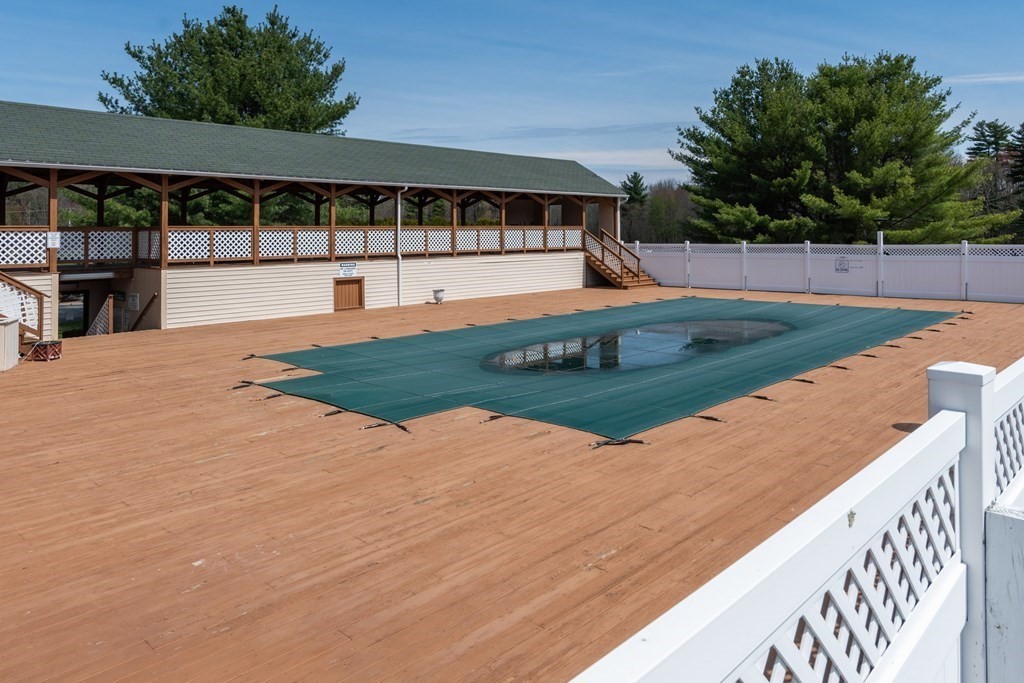 63 Ridgewood Drive, Unit 63 Atkinson, NH 03811 - Photo 36 of 39