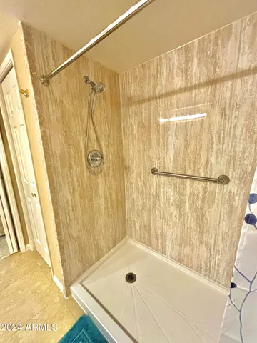 $189,900 | 10330 West Thunderbird Boulevard, Unit A321, Sun City, AZ 85351