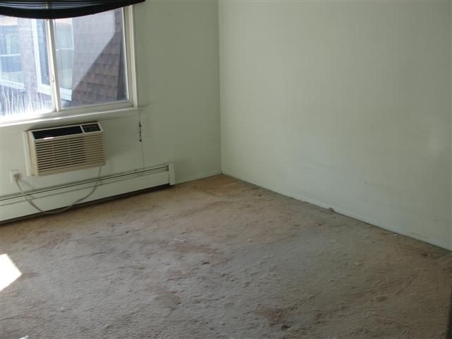 30229 Utica Road, Unit 62 Roseville, MI 48066 - Photo 8 of 8 31025352-7.JPG