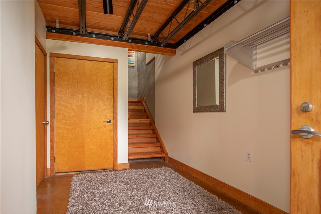 3810 Evanston Avenue North, Unit A Seattle, WA 98103 - Photo 22 of 31