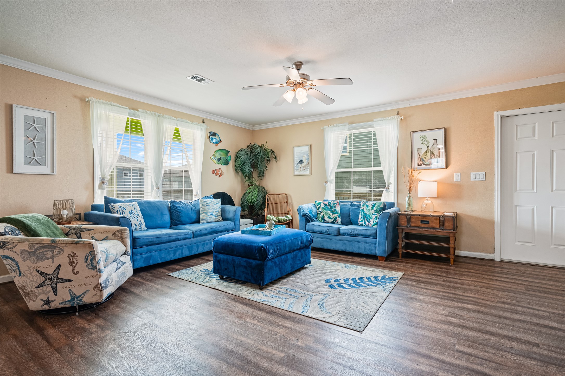 975 South Redfish Crystal Beach, TX 77650 - Photo 11 of 33
