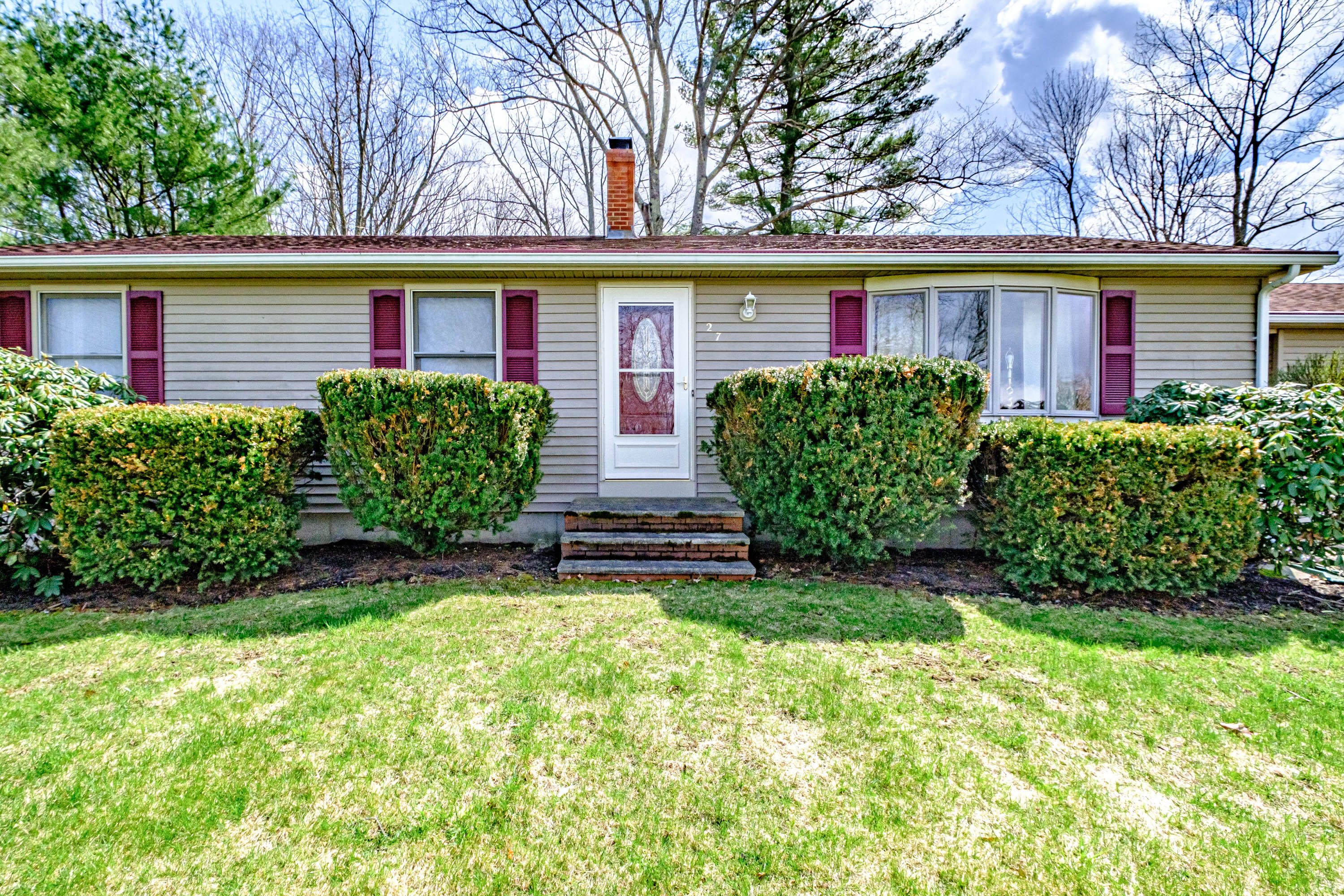 27 Indian Ridge Drive Biddeford, ME 04005 - Photo 2 of 39 20230427gp-64005