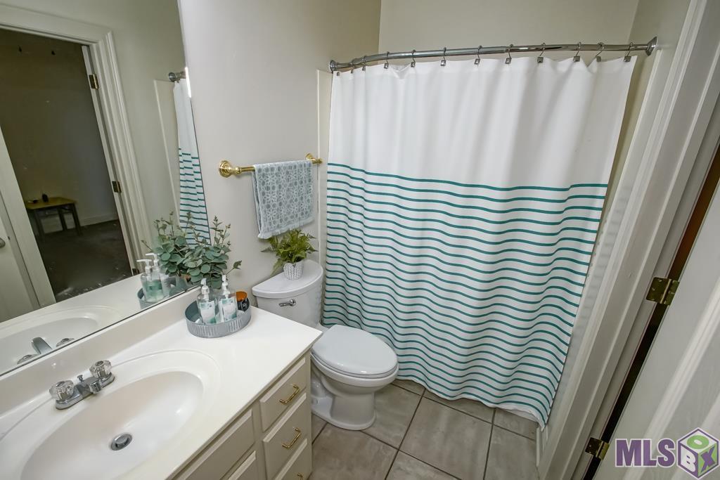 7015 Rose Hill Drive Baton Rouge, LA 70817 - Photo 20 of 39