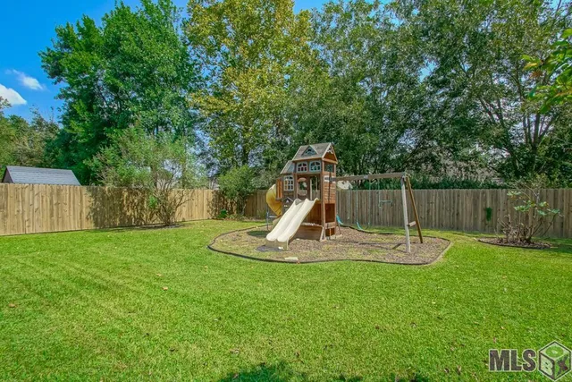 $429,000 | 7015 Rose Hill Drive, Baton Rouge, LA 70817