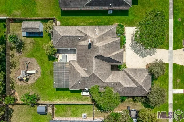 $429,000 | 7015 Rose Hill Drive, Baton Rouge, LA 70817