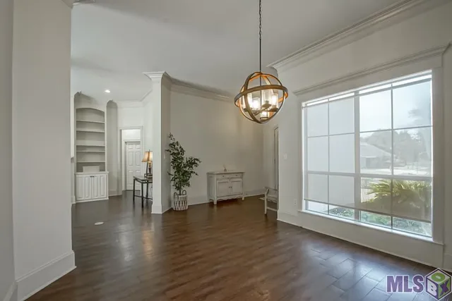 $429,000 | 7015 Rose Hill Drive, Baton Rouge, LA 70817