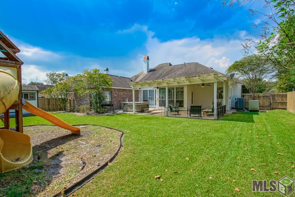 7015 Rose Hill Drive Baton Rouge, LA 70817 - Photo 37 of 39