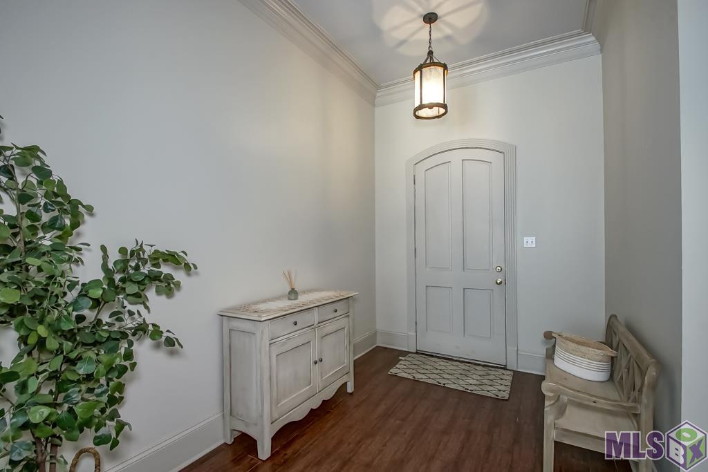 7015 Rose Hill Drive Baton Rouge, LA 70817 - Photo 5 of 39