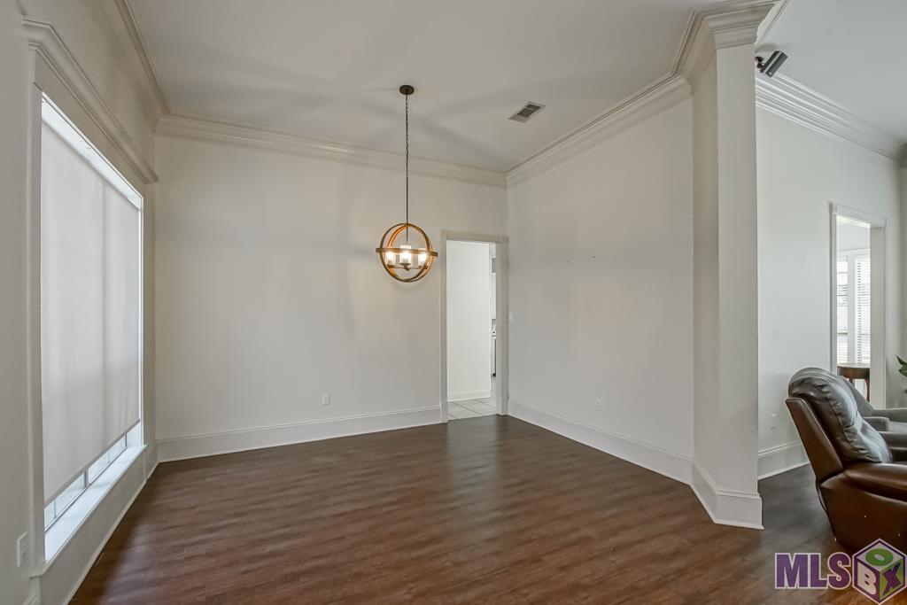 7015 Rose Hill Drive Baton Rouge, LA 70817 - Photo 6 of 39