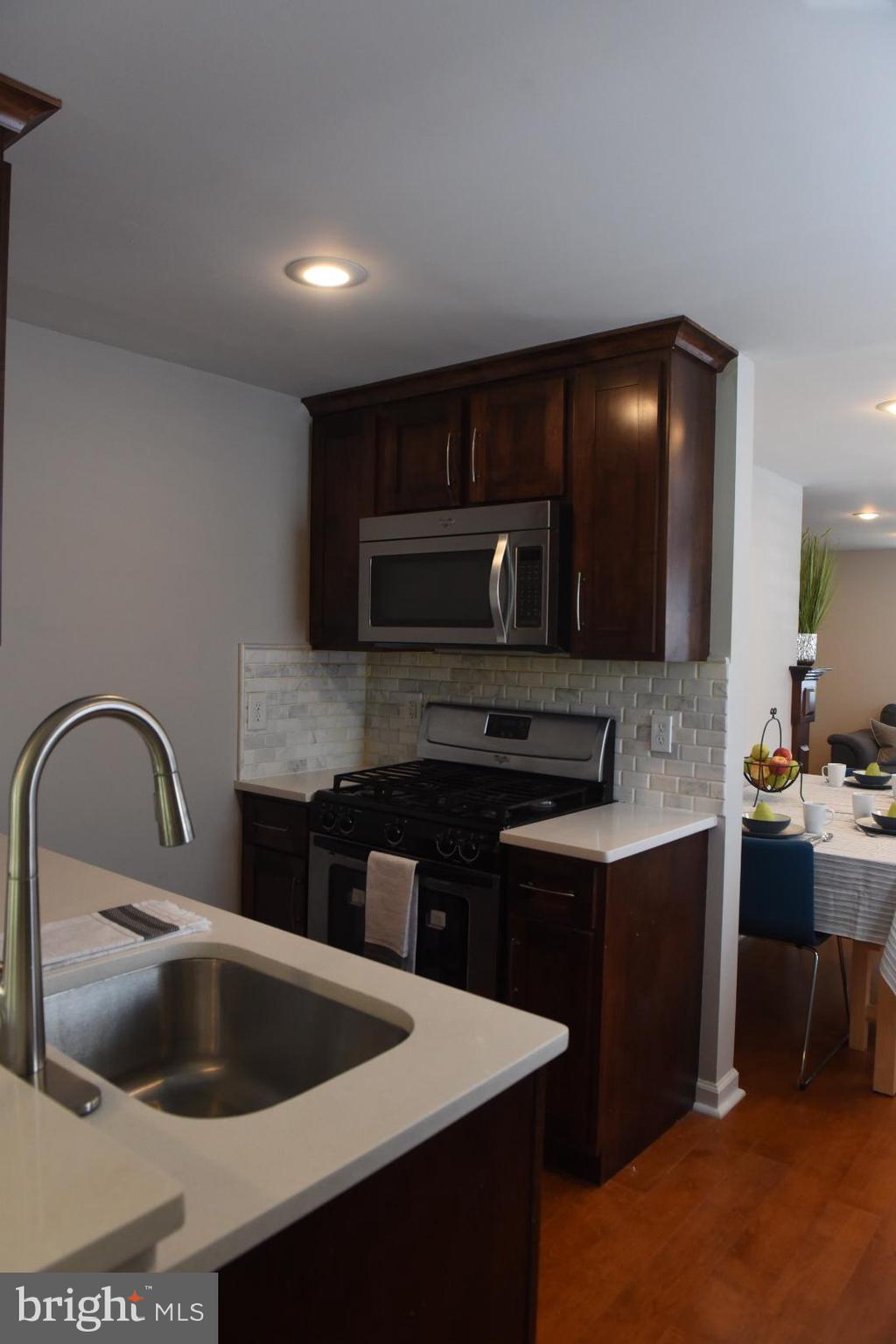 2314 Edwards Road Abington, PA 19001 - Photo 12 of 34 Gallery Image 12