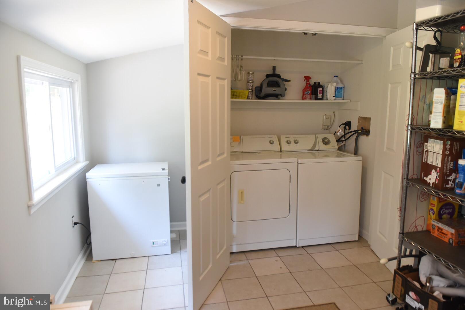 2314 Edwards Road Abington, PA 19001 - Photo 16 of 34 Gallery Image 16