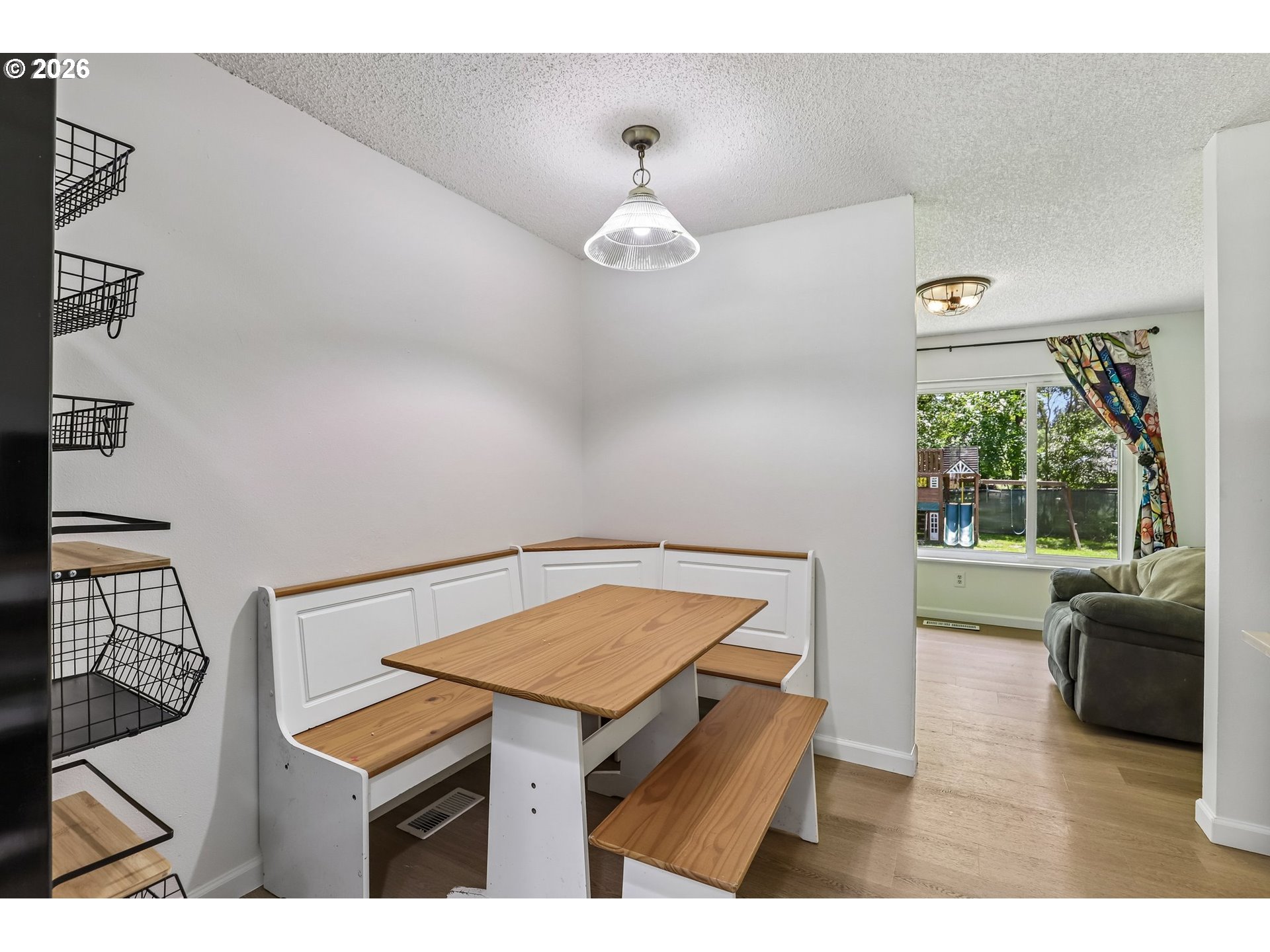 17940 Southwest Frances Street Beaverton, OR 97003 - Photo 31 of 48