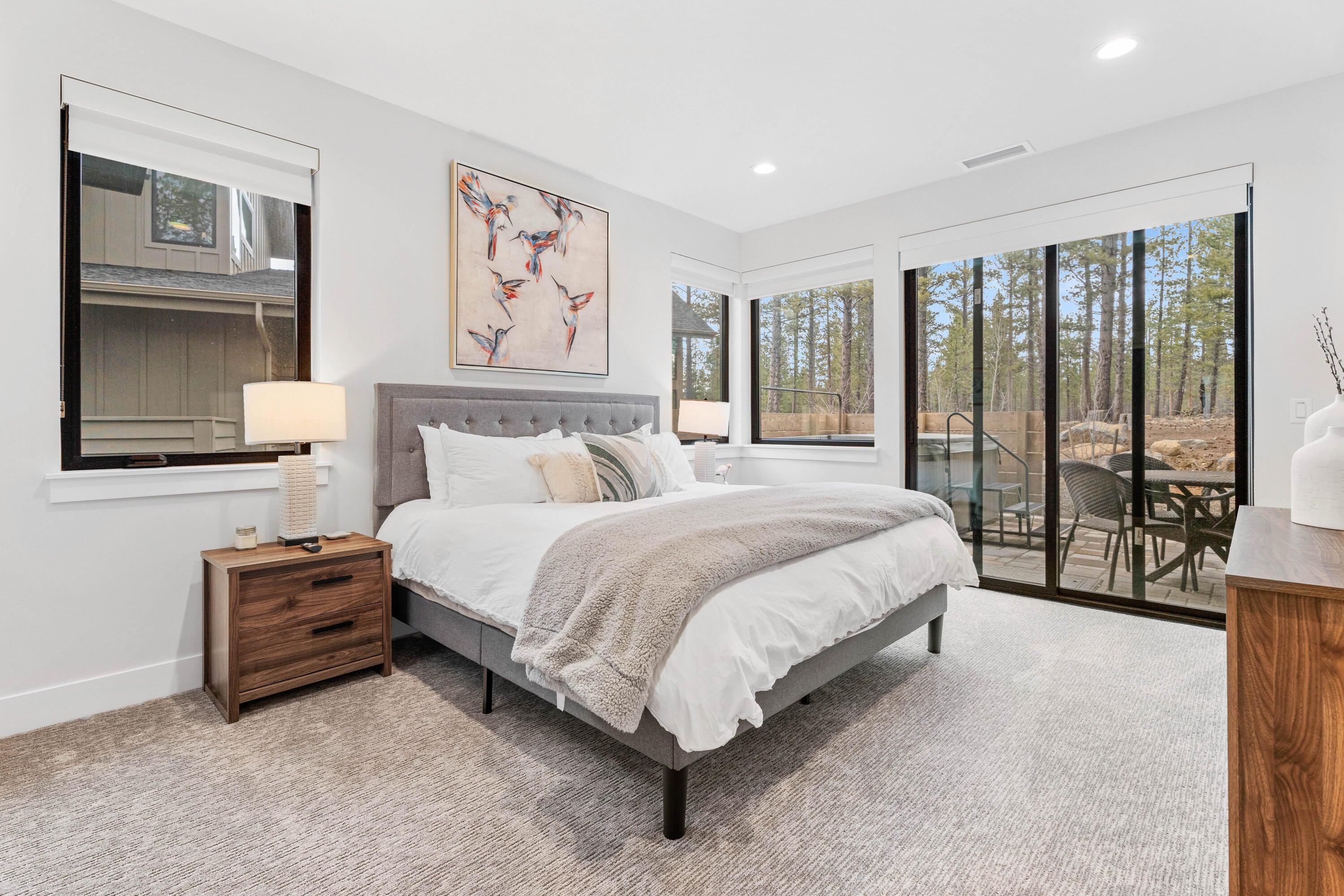 18160 Forestbrook Loop Bend, Unit 5 Bend, OR 97707 - Photo 18 of 37 27-Bedroom