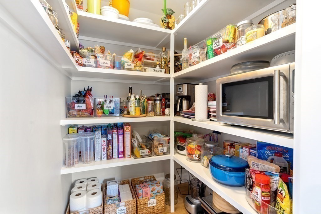 285 Webster Street Newton, MA 02466 - Photo 11 of 40