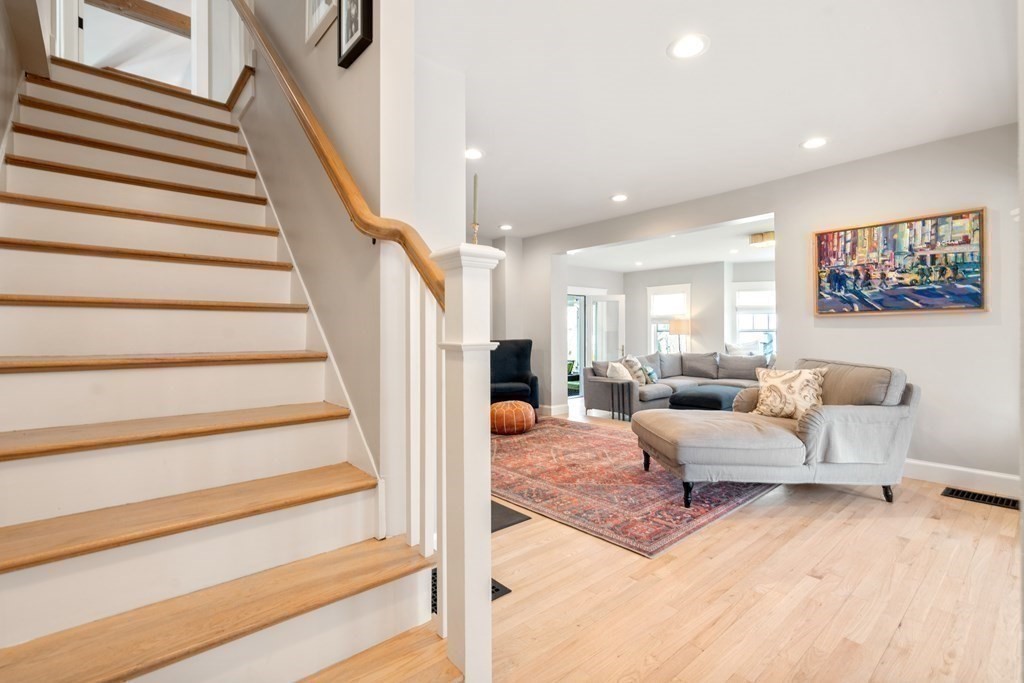 285 Webster Street Newton, MA 02466 - Photo 19 of 40