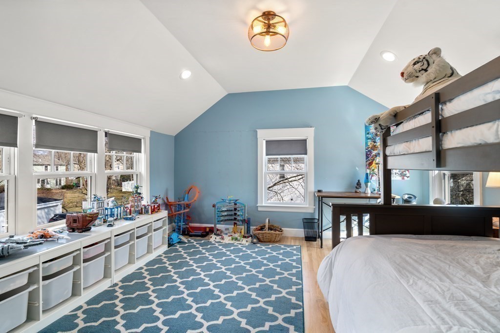 285 Webster Street Newton, MA 02466 - Photo 28 of 40