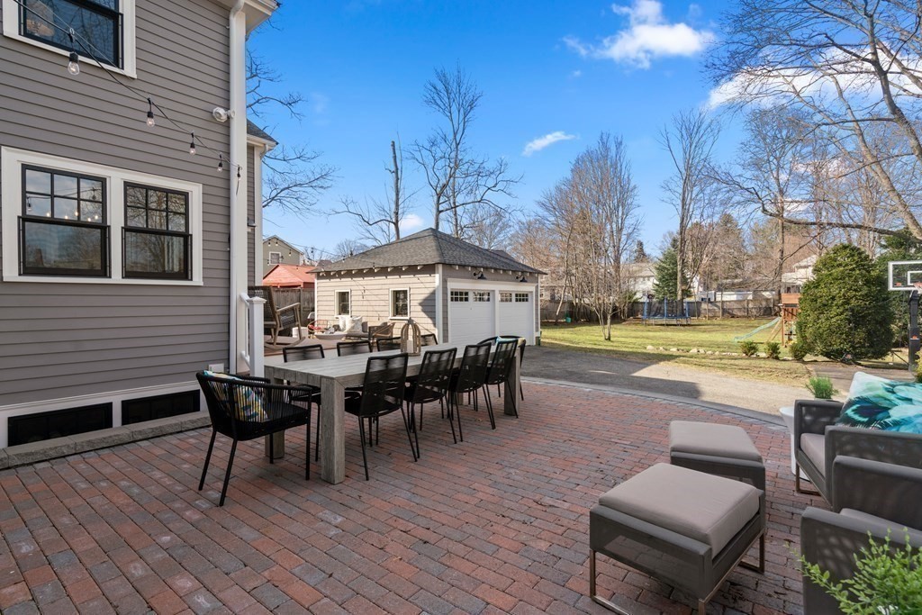 285 Webster Street Newton, MA 02466 - Photo 35 of 40