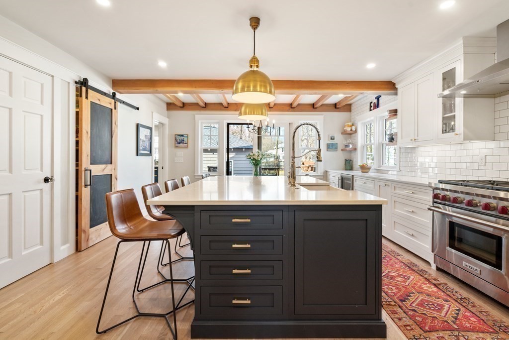 285 Webster Street Newton, MA 02466 - Photo 9 of 40