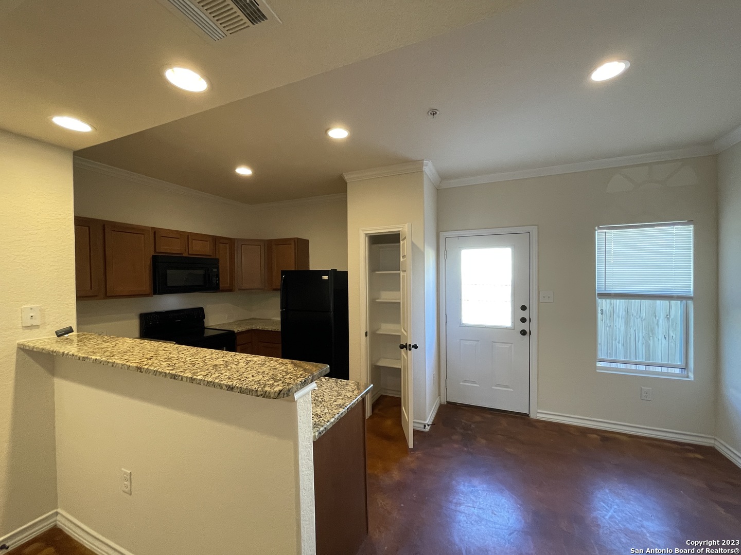 16828 Showdown Path, Unit 3 Selma, TX 78154 - Photo 4 of 11