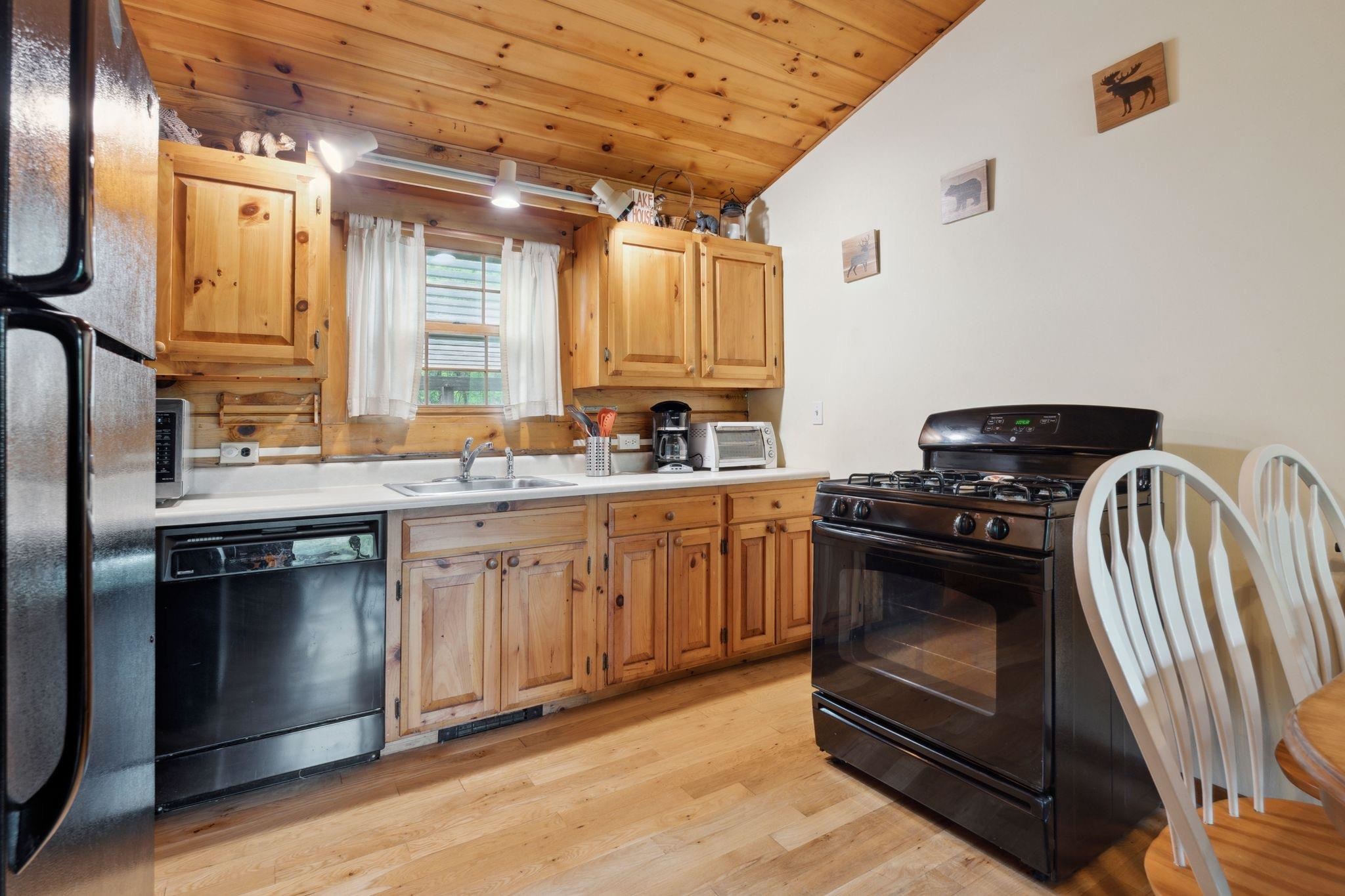 38 New Province Road Sunapee, NH 03782 - Photo 12 of 30 Gallery Image 12