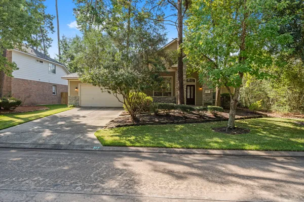 $2,500 | 167 North Whistlers Bend Circle, Conroe, TX 77384