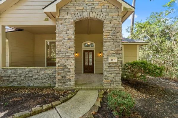 $2,500 | 167 North Whistlers Bend Circle, Conroe, TX 77384