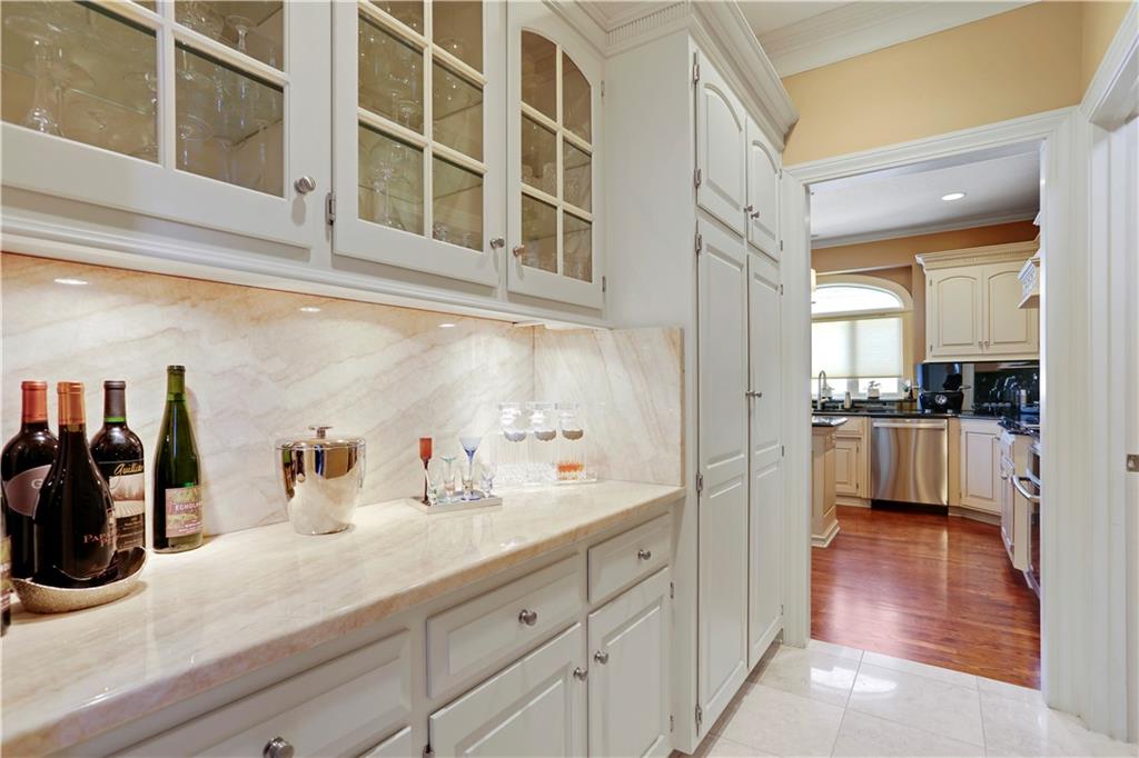 5205 West 116th Street Leawood, KS 66211 - Photo 14 of 42