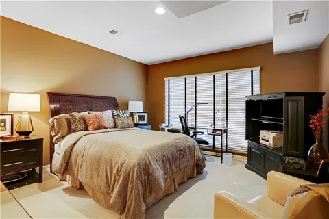 $949,000 | 5205 West 116th Street, Leawood, KS 66211