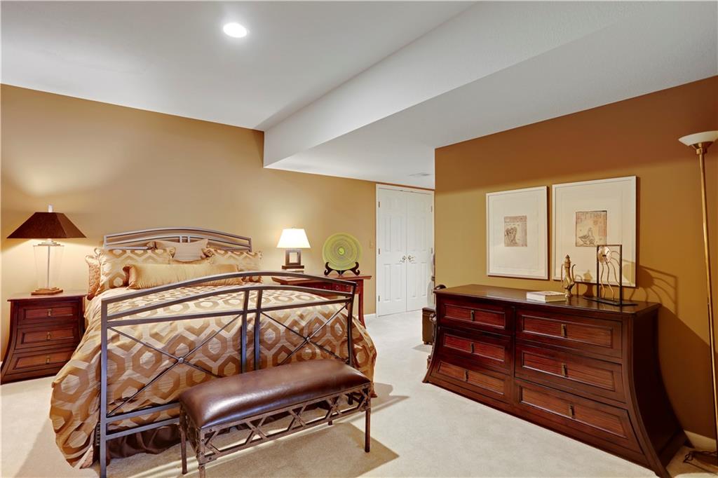 5205 West 116th Street Leawood, KS 66211 - Photo 26 of 43