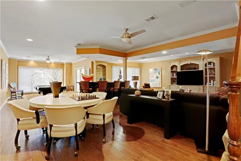 $965,000 | 5205 West 116th Street, Leawood, KS 66211